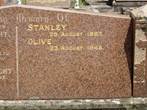 Headstone-Olive & Stanley Wright 
